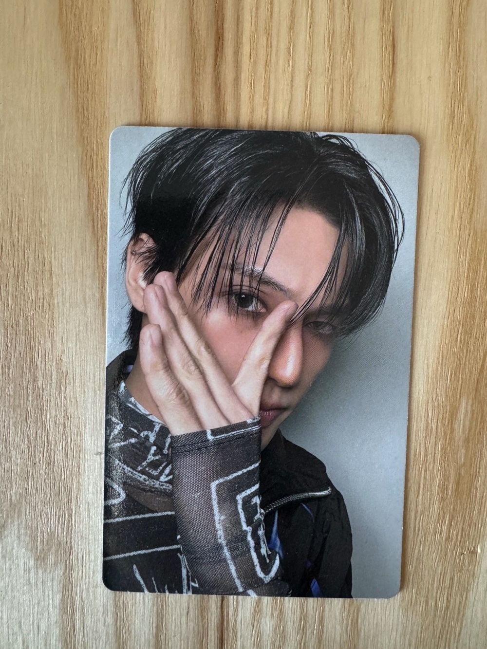 Ateez Wooyoung Golden Hour: Part.5
International Peek Ver. Photocard